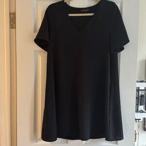 Flowy Short Black Dress with Pockets